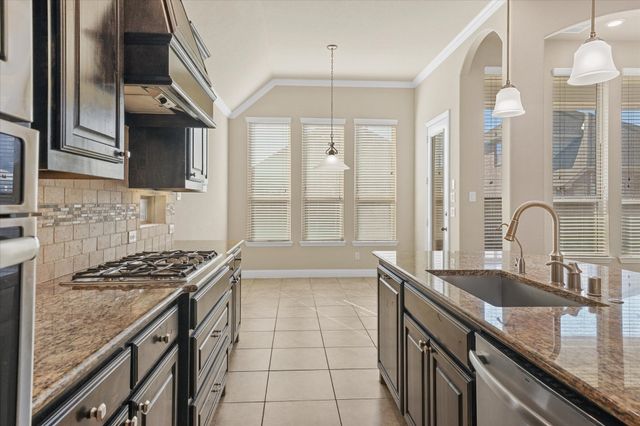 2314 Wind Meadow Lane, Lewisville, TX 75056