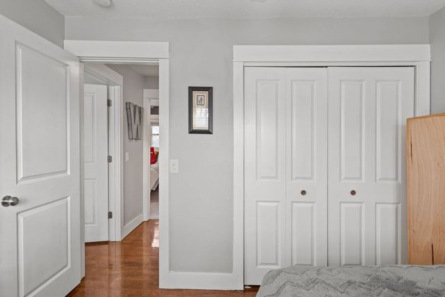 3071 S HAMPTON Drive, Bettendorf, IA 52722