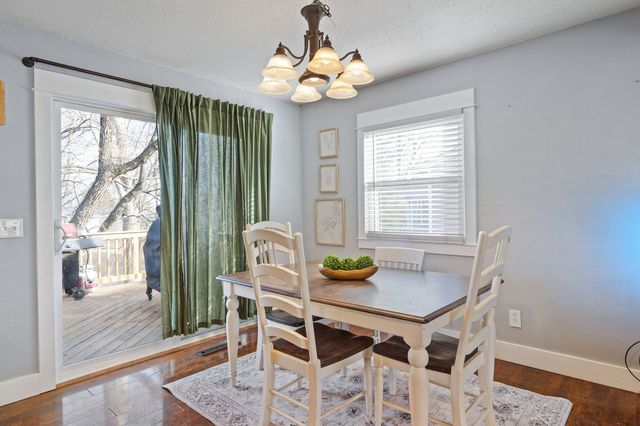 3071 S HAMPTON Drive, Bettendorf, IA 52722