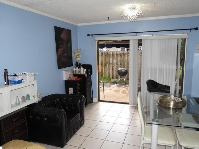 9331 NW 33rd Mnr, Sunrise, FL 33351