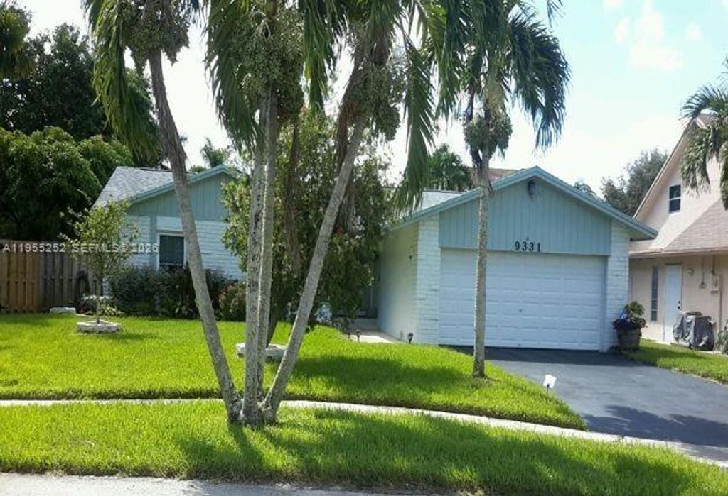 9331 NW 33rd Mnr, Sunrise, FL 33351