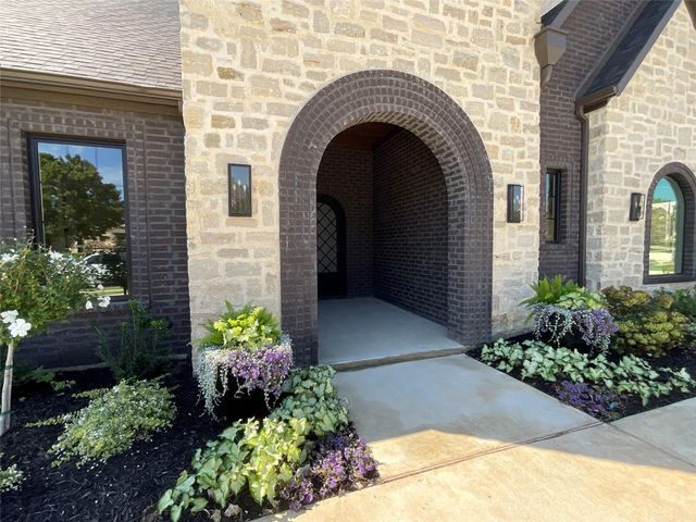 3205 Fairway Drive, Denton, TX 76226