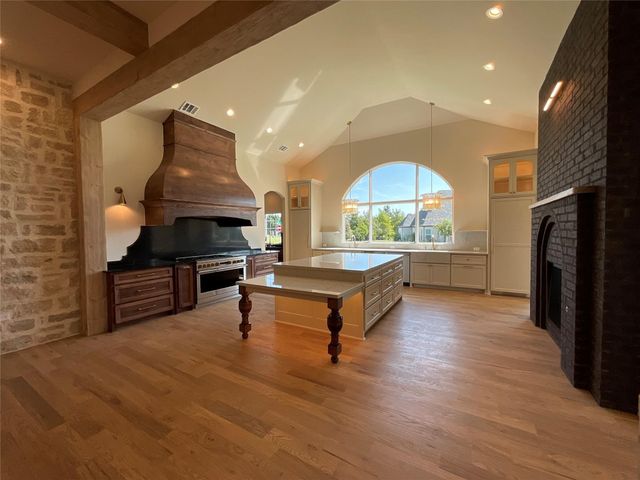 3205 Fairway Drive, Denton, TX 76226