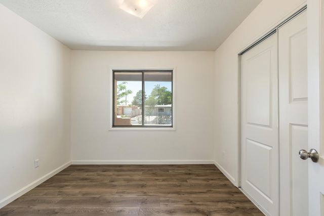 808 La Veta Drive NE, Albuquerque, NM 87108