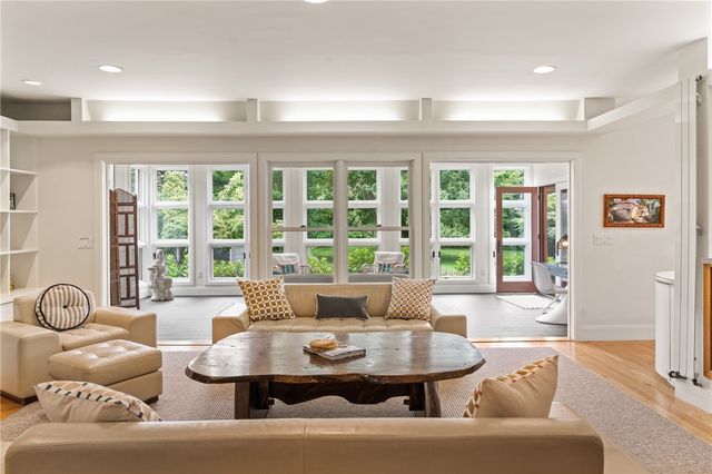 175 Ruggles Avenue, Newport, RI 02840