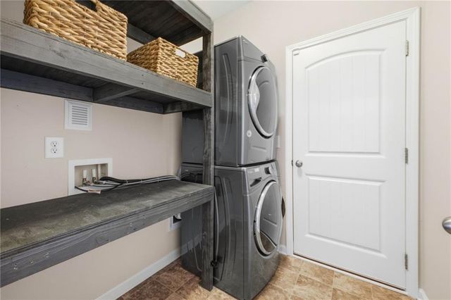 105 Comet Court, Dallas, GA 30157