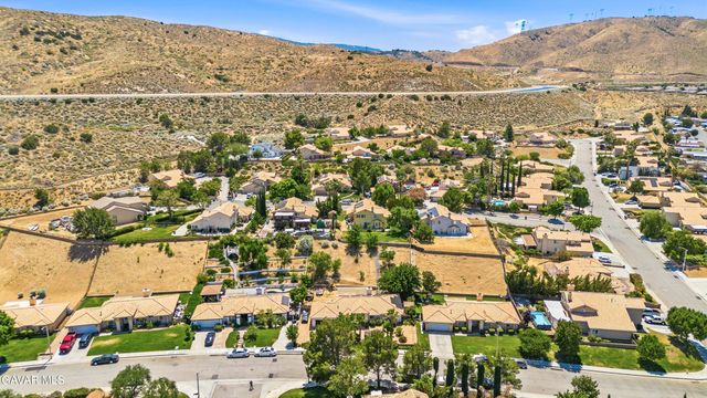 40543 Alabar Drive, Palmdale, CA 93551