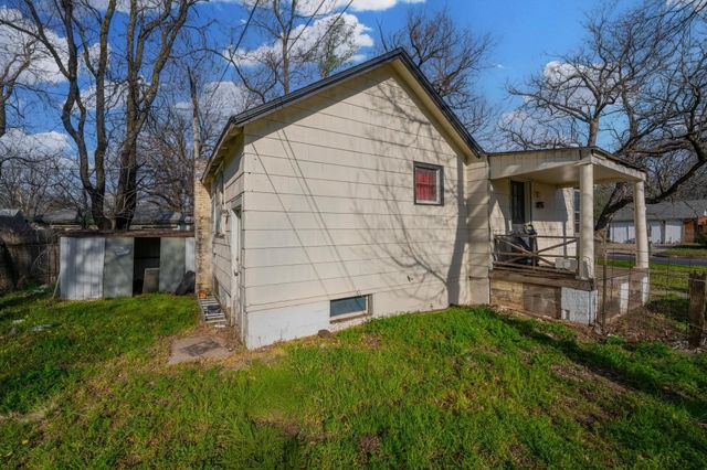 1219 E Bayley St, Wichita, KS 67211