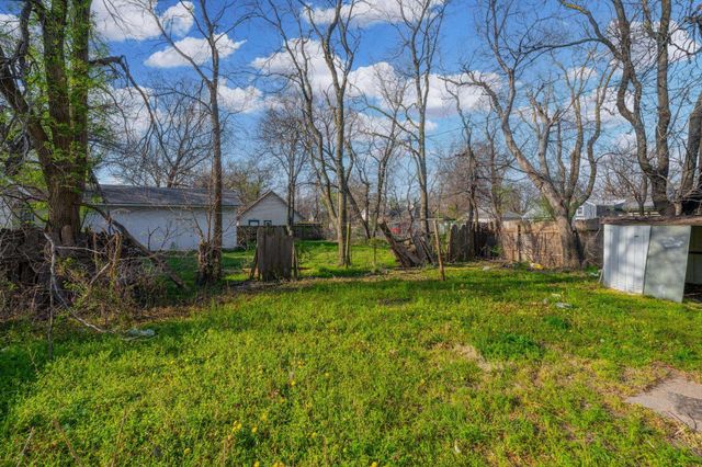 1219 E Bayley St, Wichita, KS 67211