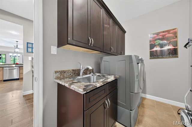 14623 Kendall Ridge Drive, Chesterfield, MO 63017