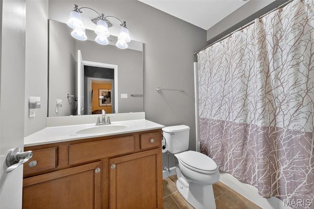 14623 Kendall Ridge Drive, Chesterfield, MO 63017