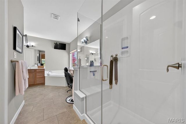 14623 Kendall Ridge Drive, Chesterfield, MO 63017