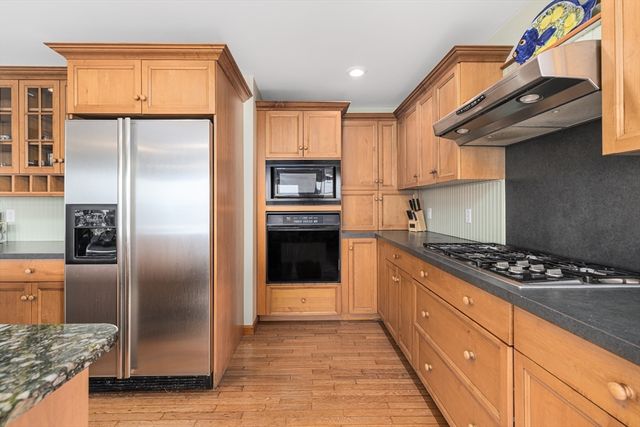 8 Stevens Landing, Portsmouth, RI 02872
