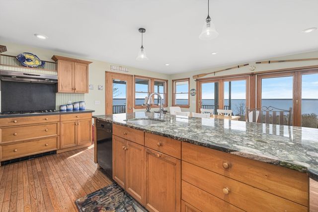 8 Stevens Landing, Portsmouth, RI 02872