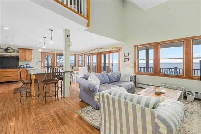 8 Stevens Landing, Portsmouth, RI 02872