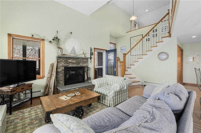 8 Stevens Landing, Portsmouth, RI 02872