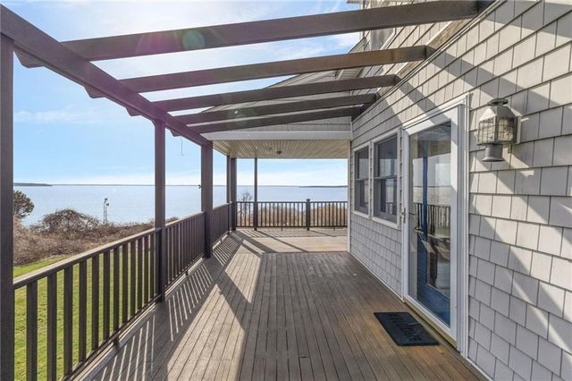 8 Stevens Landing, Portsmouth, RI 02872