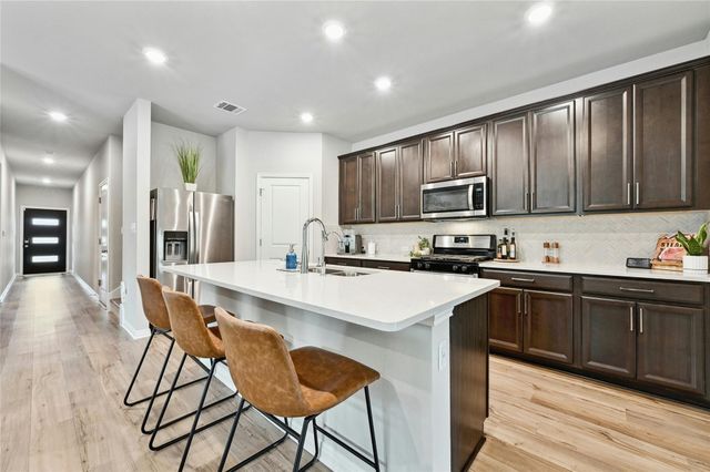 911 Bright Gemstone WAY, Austin, TX 78748