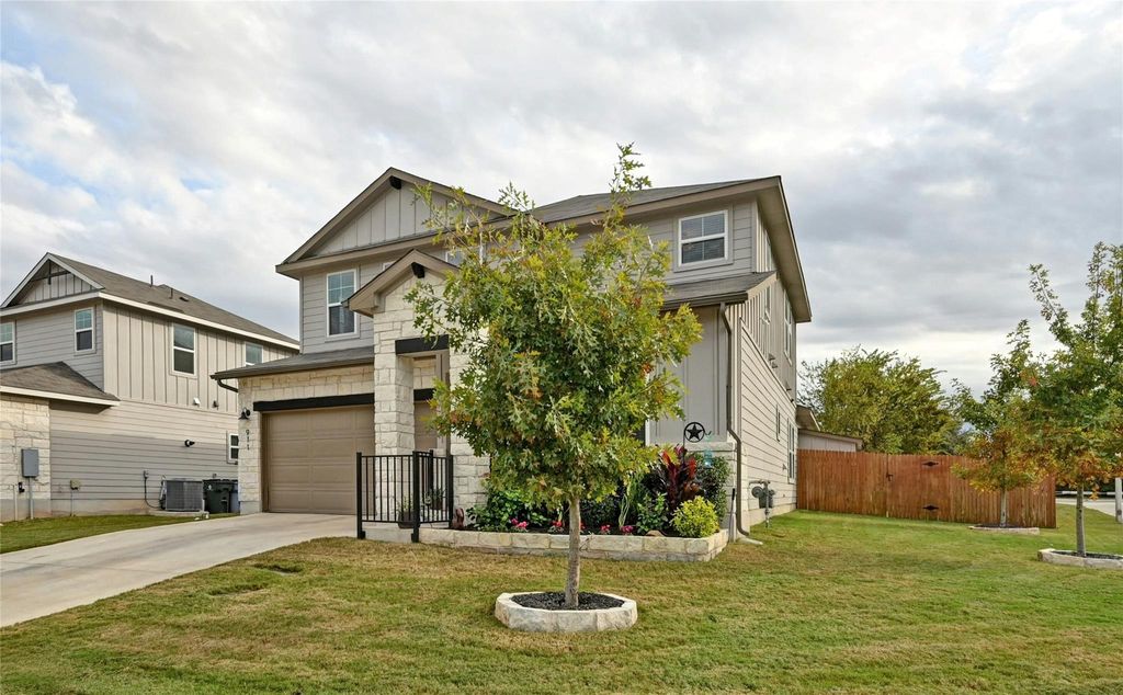 911 Bright Gemstone WAY, Austin, TX 78748
