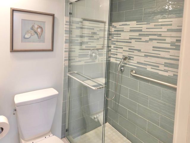 110 Shore Court 112b, North Palm Beach, FL 33408