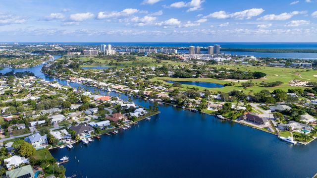 110 Shore Court 112b, North Palm Beach, FL 33408