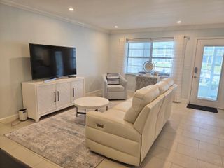 110 Shore Court 112b, North Palm Beach, FL 33408