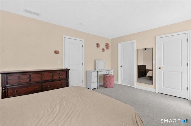 15 Freedom Way 69, East Lyme, CT 06357