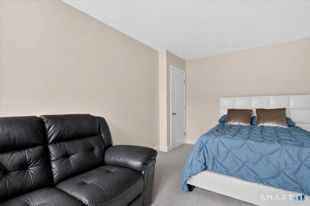 15 Freedom Way 69, East Lyme, CT 06357