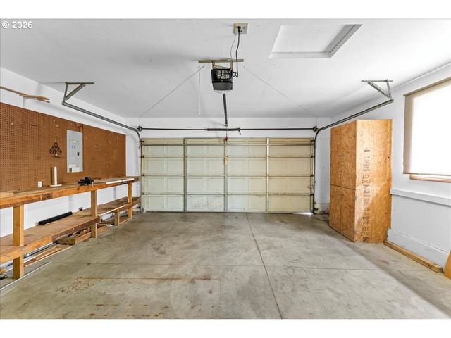 2931 Hollywood Dr Ne, Salem, OR 97305