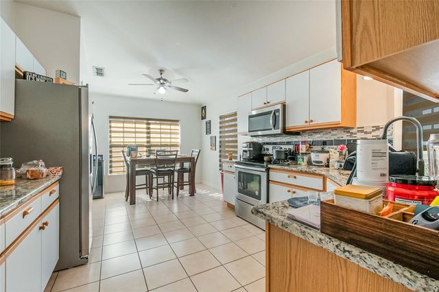 172 ACADIA DRIVE, Kissimmee, FL 34759