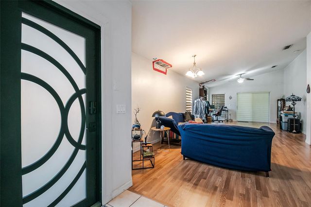 172 ACADIA DRIVE, Kissimmee, FL 34759