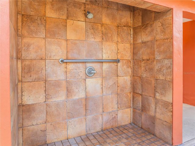 172 ACADIA DRIVE, Kissimmee, FL 34759