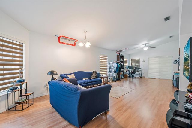 172 ACADIA DRIVE, Kissimmee, FL 34759