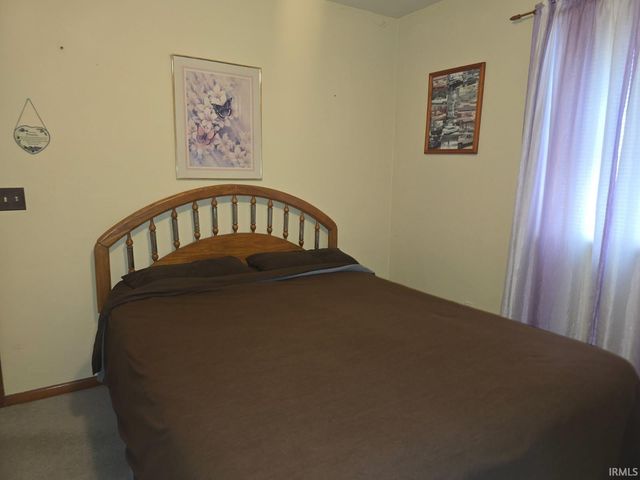 401 E 2nd Street, Fairmount, IN 46928