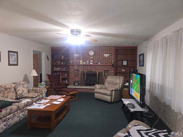 401 E Second Street, Fairmount, IN 46928