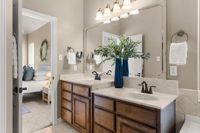 806 Marshall DR, Belton, TX 76513