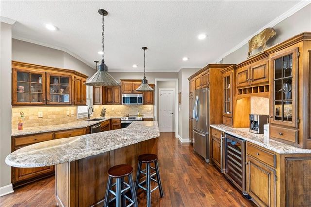 15902 W 161st Street, Olathe, KS 66062