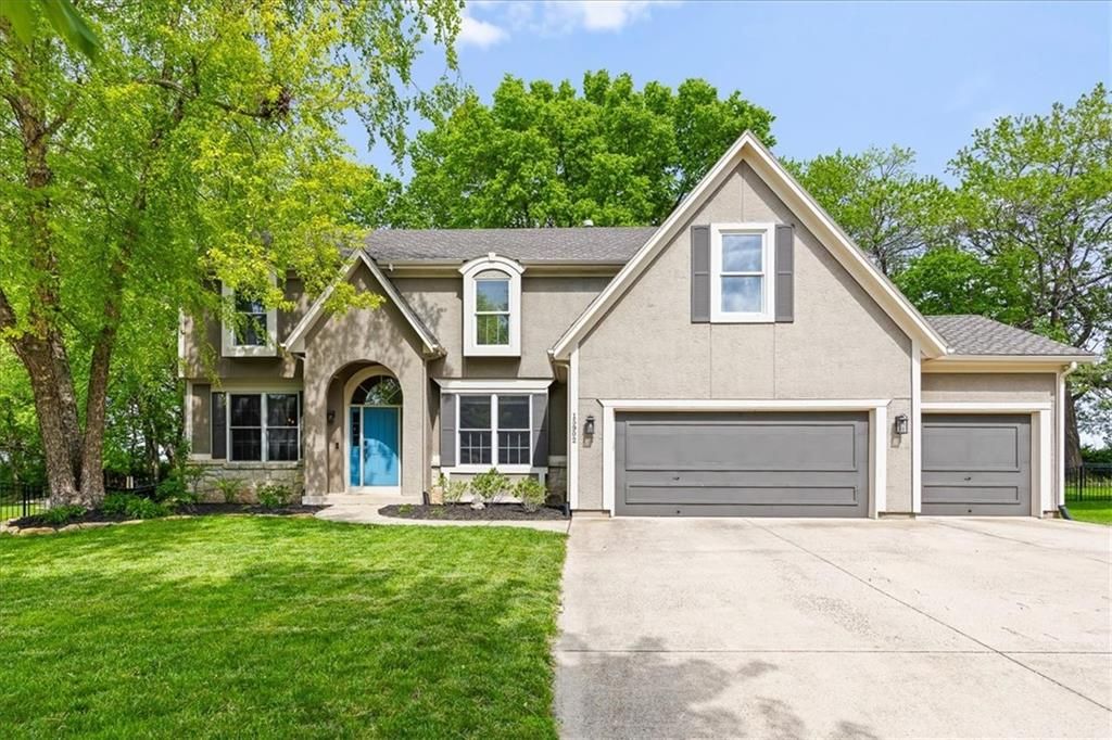 15902 W 161st Street, Olathe, KS 66062