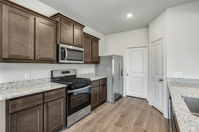 11117 Santana Drive, Fort Worth, TX 76108