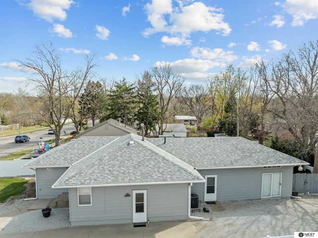 2951 N 70 Street, Lincoln, NE 68507
