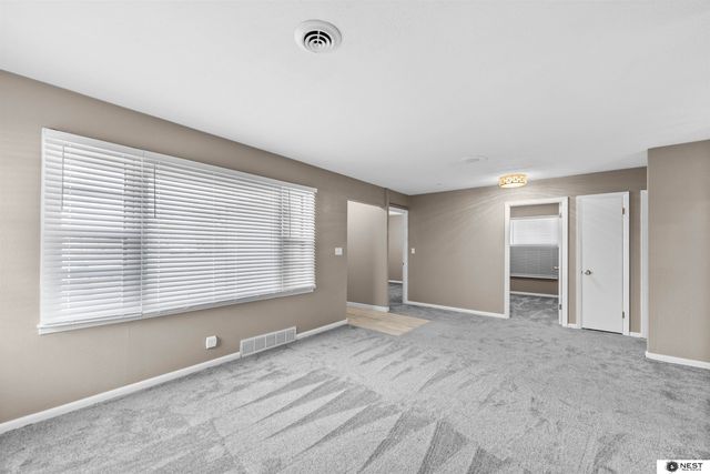 2951 N 70 Street, Lincoln, NE 68507