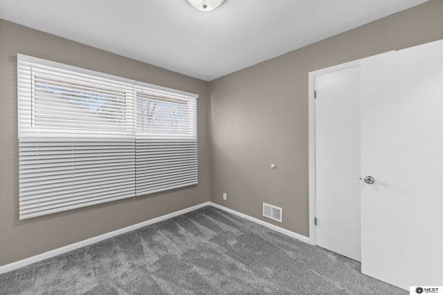 2951 N 70 Street, Lincoln, NE 68507