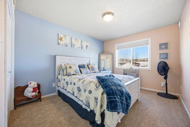 717 35th Avenue E, West Fargo, ND 58078