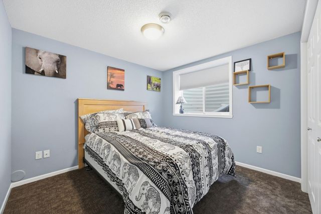 717 35th Avenue E, West Fargo, ND 58078