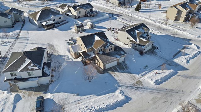 717 35th Avenue E, West Fargo, ND 58078