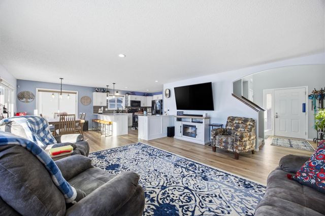 717 35th Avenue E, West Fargo, ND 58078