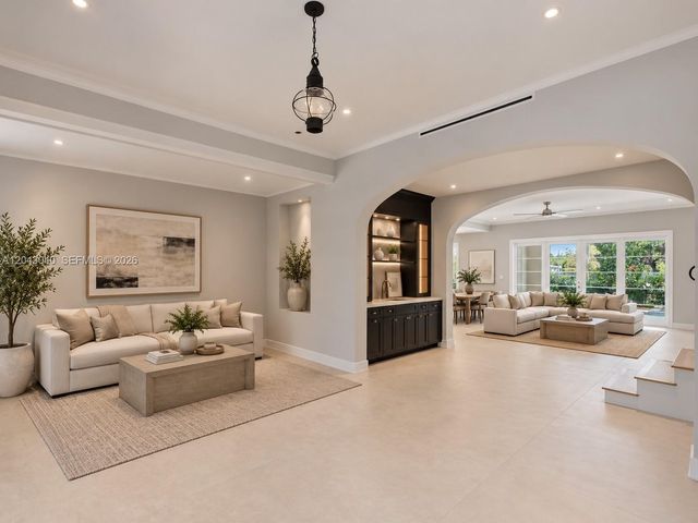 6333 SW 69th Street, South Miami, FL 33143