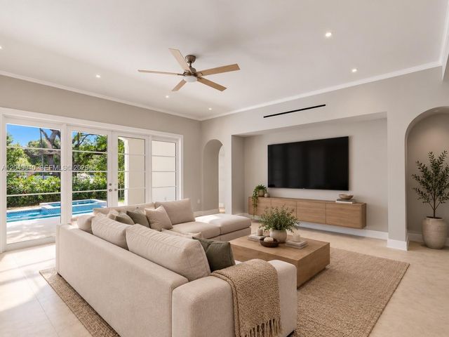 6333 SW 69th Street, South Miami, FL 33143