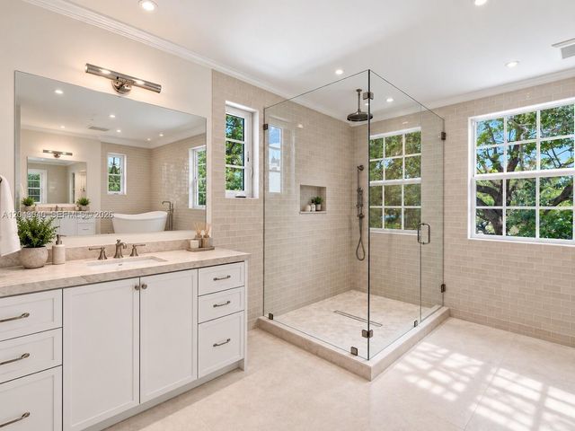 6333 SW 69th Street, South Miami, FL 33143