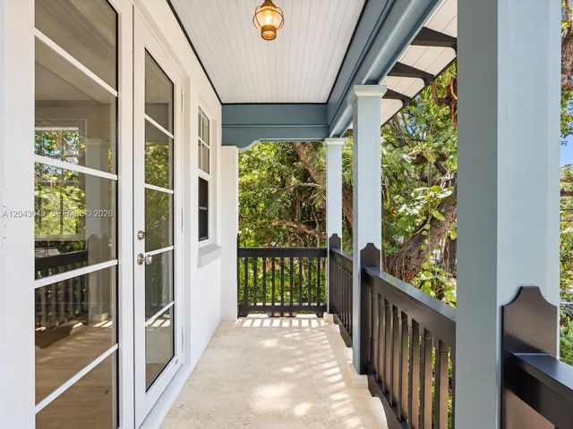 6333 SW 69th Street, South Miami, FL 33143